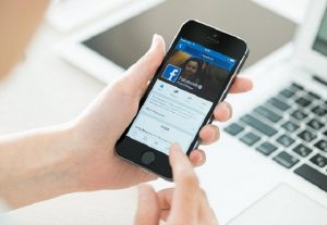 Cách đặt Video làm ảnh bìa Facebook cá nhân và Fanpage đơn giản